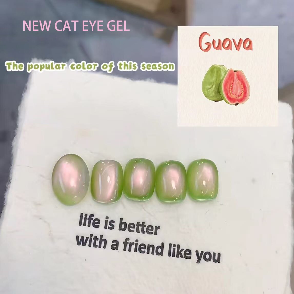 Guava navdihnjena mačja očesna gel lak zavzema osrednji oder na modo nohtov