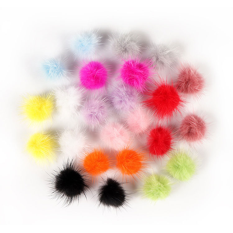 24-delna puhasta žoga Nail Pom